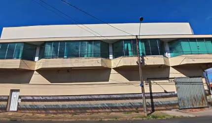 Galpão Comercial na Vila São José próximo a Escola Esterina Placco em São Carlos