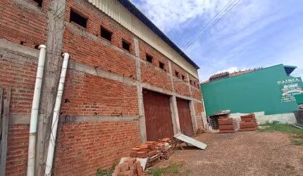 Comercial Galpão em São Carlos
