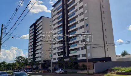 Apartamento com 3 dormitórios sendo 1 suíte no Parque Faber Castell I próximo ao shopping em São Carlos