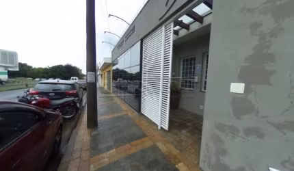 Sala bem localizada
