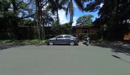 Imóvel bem localizado
