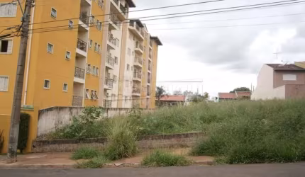 Terreno Padrão em São Carlos