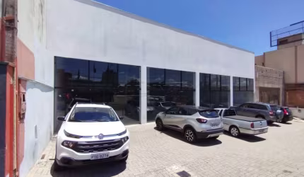 Comercial Galpão em São Carlos