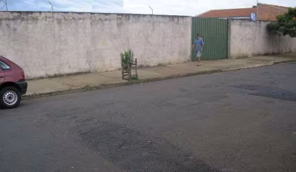 Terreno na Vila Morumbi próximo a UBS Cruzeiro do Sul em São Carlos