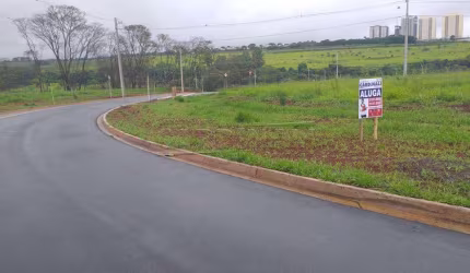 terreno no loteamento Manjolinho.