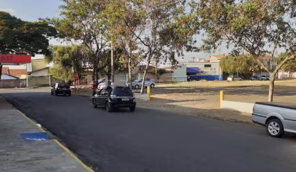 Terreno no Jardim São Paulo em frente a Churrascaria Boi de Corte em São Carlos