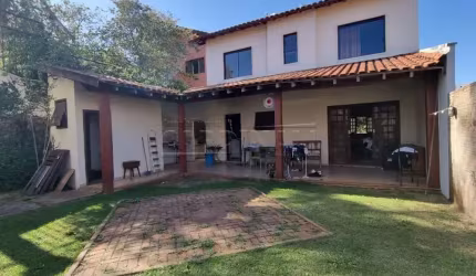 Casa Sobrado em São Carlos