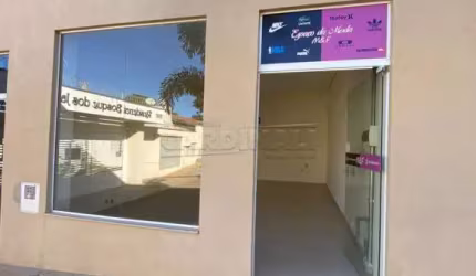 Sala Comercial próxima a Escola Prof. Adail Malmegrim Gonçalves em Água Vermelha