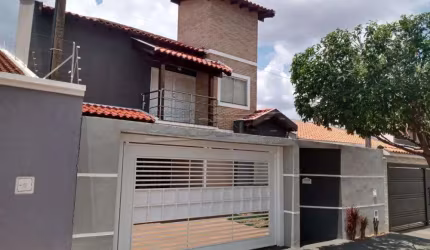 Casa Sobrado em Araraquara