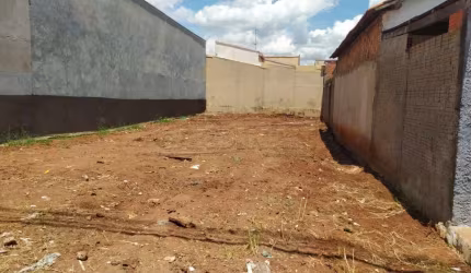 Terreno Padrão em Araraquara