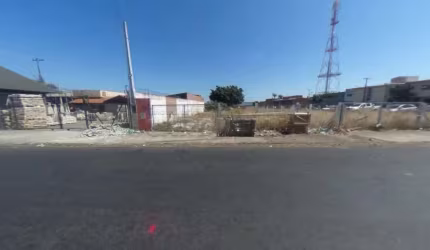 Comercial Terreno em São Carlos