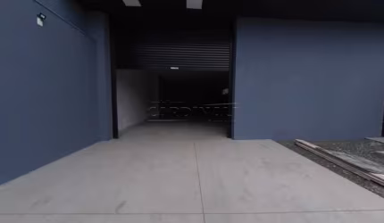 Barracão comercial com boa localização.
