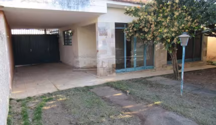Casa Padrão em Dourado