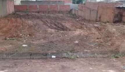 Terreno Padrão em São Carlos