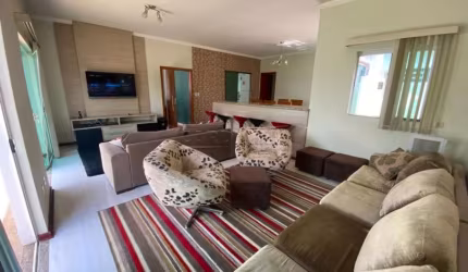 Casa Condomínio em São Carlos