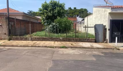 Terreno Padrão em São Carlos