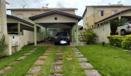 Casa em Condomínio à Venda no bairro Parque Rural Fazenda Santa Cândida em Campinas/SP