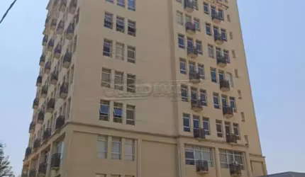 Comercial Sala / Salão com Condomínio em São Carlos