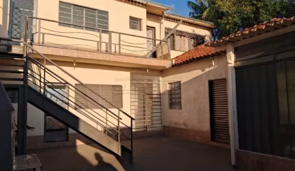 Kitnet / Stúdio à venda na Rua dos Libanezes, 2968, Jardim do Carmo, Araraquara, 110 m2 por R$ 239.999