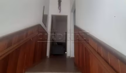 Imovel ao lado do supermercado Jau Serve