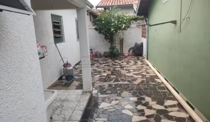 Venda de Casa - Padrão no bairro Jardim Alvorada em Limeira/SP
