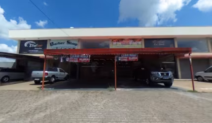 Comercial Sala / Salão com Condomínio em São Carlos