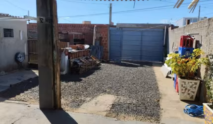 Casa com amplo terreno de 200m² - 2 Quartos à Venda em José Giro, Ibaté por R$160.000,00