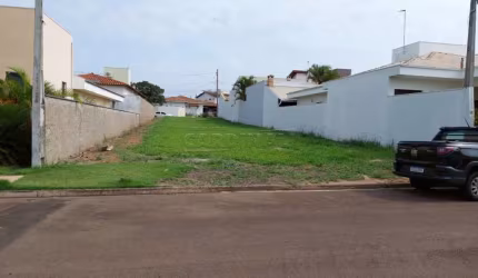 Construa seu sonho com segurança e lazer completo.