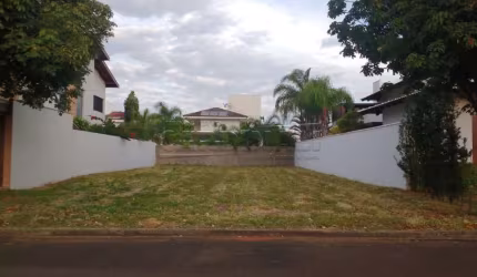 Terreno Condomínio em São Carlos