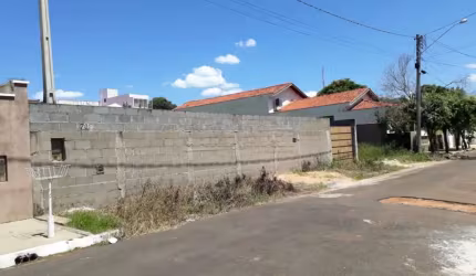 Terreno Padrão em Ribeirão Bonito