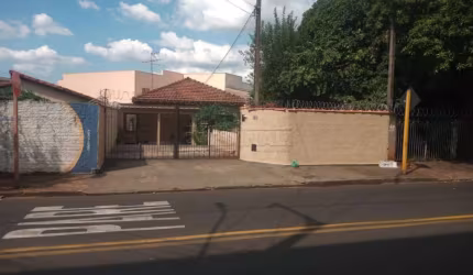 Ótima localização.