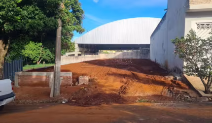 Ótima localização.