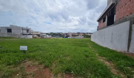 Construa seu sonho com segurança e lazer completo.