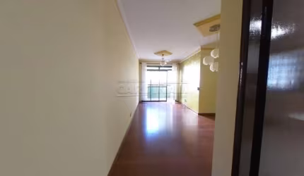 apartamento de três dormitórios sendo um suíte