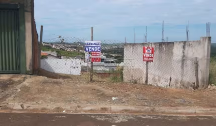 Terreno Padrão em São Carlos