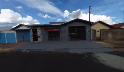 Rua Moacir Alves Herman/casa