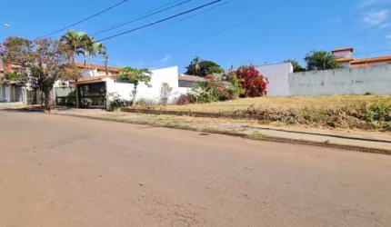 Excelente lote no Parque Santa Marta