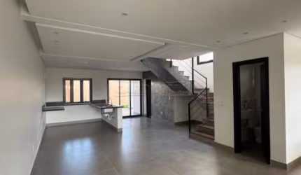 Casa Sobrado Condomínio em São Carlos