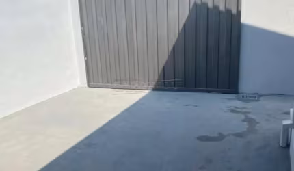 Linda casa com piscina