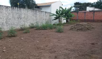 Terreno Padrão em São Carlos