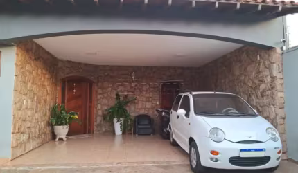 Lindo sobrado com localização espetacular
