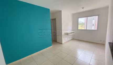 Apartamento com 2 dormitórios na Vila Lutfalla próximo a Concessionária Ford em São Carlos