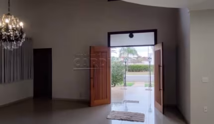 Venda de Casa em Condomínio no bairro Parque Faber em São Carlos/SP