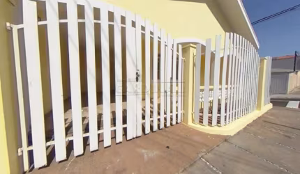 casa de 4 dormitórios sendo um suíte