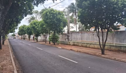 Terreno com localização privilegiada