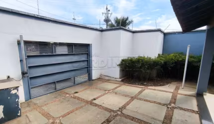 Venda e Locação de Casa Sobrado no Bairro Vila Harmonia, Araraquara!!