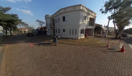 Casa Sobrado Condomínio em São Carlos