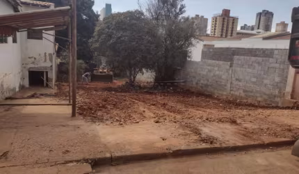 Terreno Padrão em São Carlos