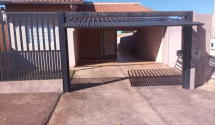 Casa em condomínio fechado