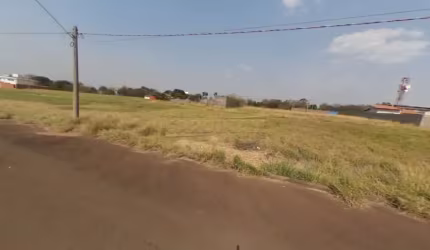 Terreno Padrão em São Carlos